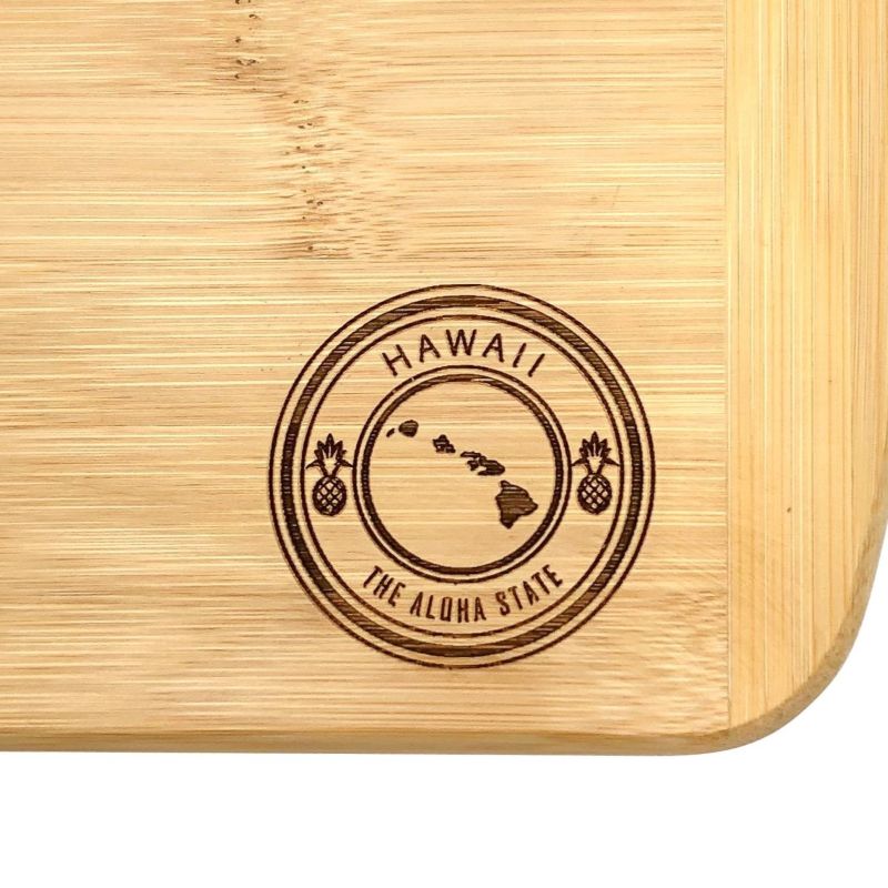 Bamboo cutting board with 'Hawaii The Aloha State' engraving