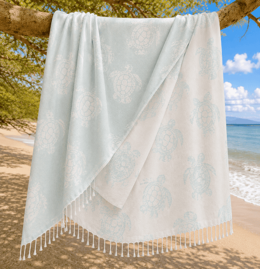 Maui's Finest Gifts Blue Honu Beach Blanket & Towel
