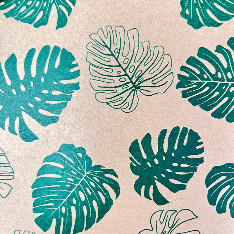 Maui's Finest Gifts Green · Monstera on Craft & Green Ribbon Caramel Lovers Gift Set