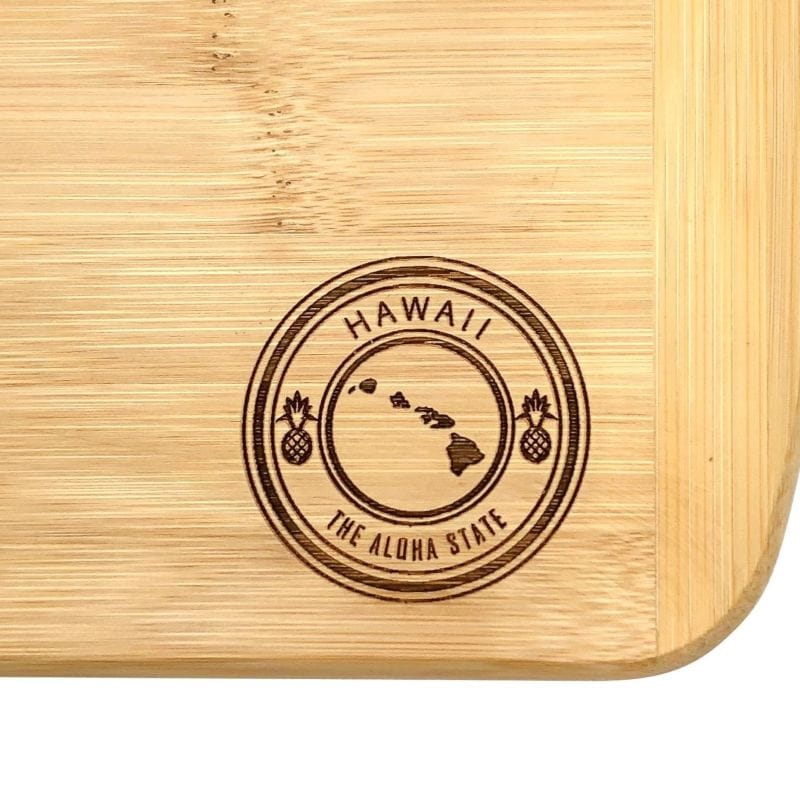 Mauis Finest Gifts Hawaii Bamboo Serving & Charcuterie Board Engraved with Hawaii Stamp